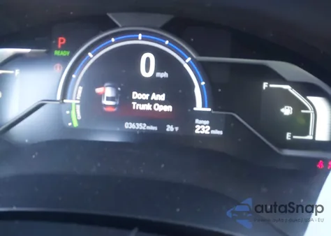 2021 Honda Clarity Plug-In Hybrid из США, поврежденный, VIN JHMZC5F16MC001670